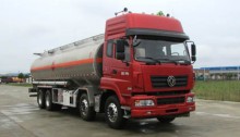 33方前四后八鋁合金運(yùn)油車